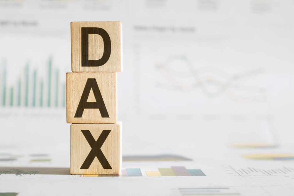 dax-schließt-rekordjahr-ab